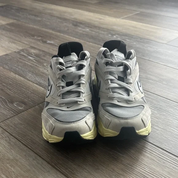 Nike Air Zoom Sneakers in Gray and Black with Yellow Accents - Picture 2 of 4